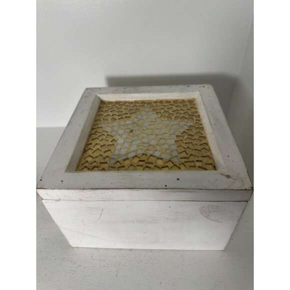 Vintage White Wooden Box With Gold & White Mosaic Star Design 8x8x5 - Picture 3 of 7